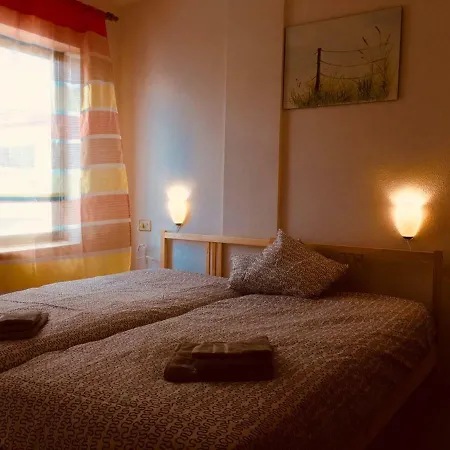 Alondras Parque Seaview Duplex * طوستا ديل سيلونثيو
